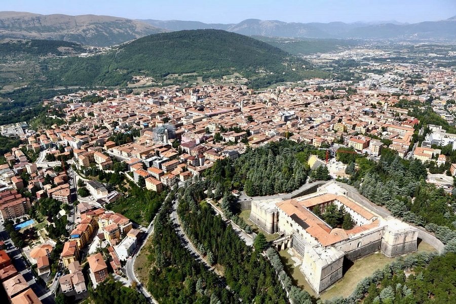 L’Aquila