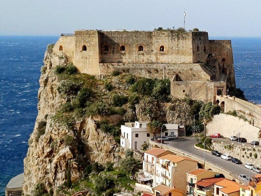 Scilla Castello Ruffo