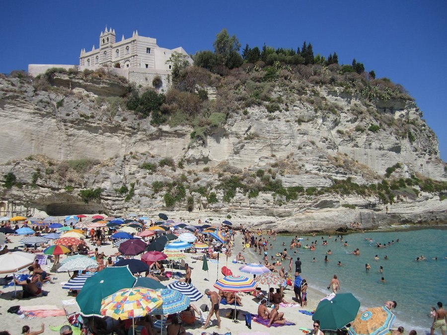 tropea-beach