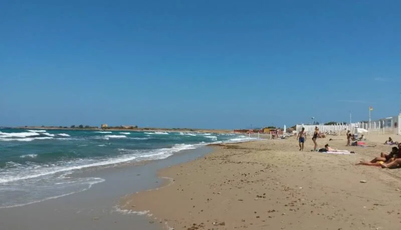 Brindisi Oktagona beach