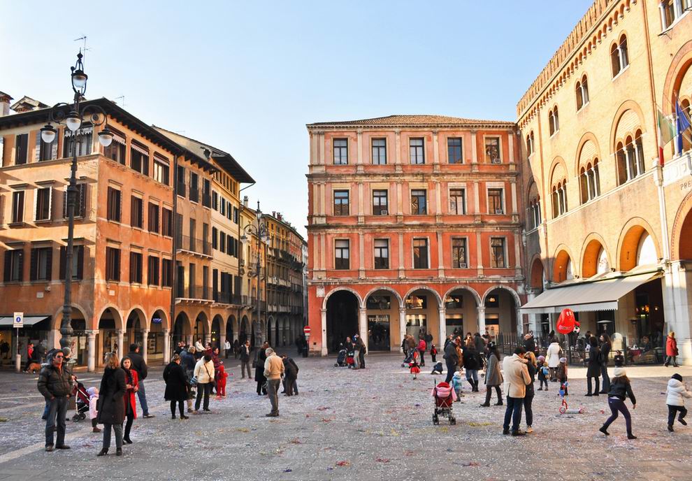 Treviso Piazza dei Signori