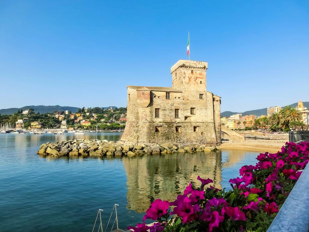 Rapallo középkori vár - Castello sul Mare - Rapallo látnivalók