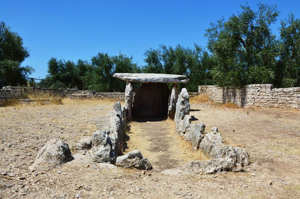Bisceglie Dolmen della Chianca
