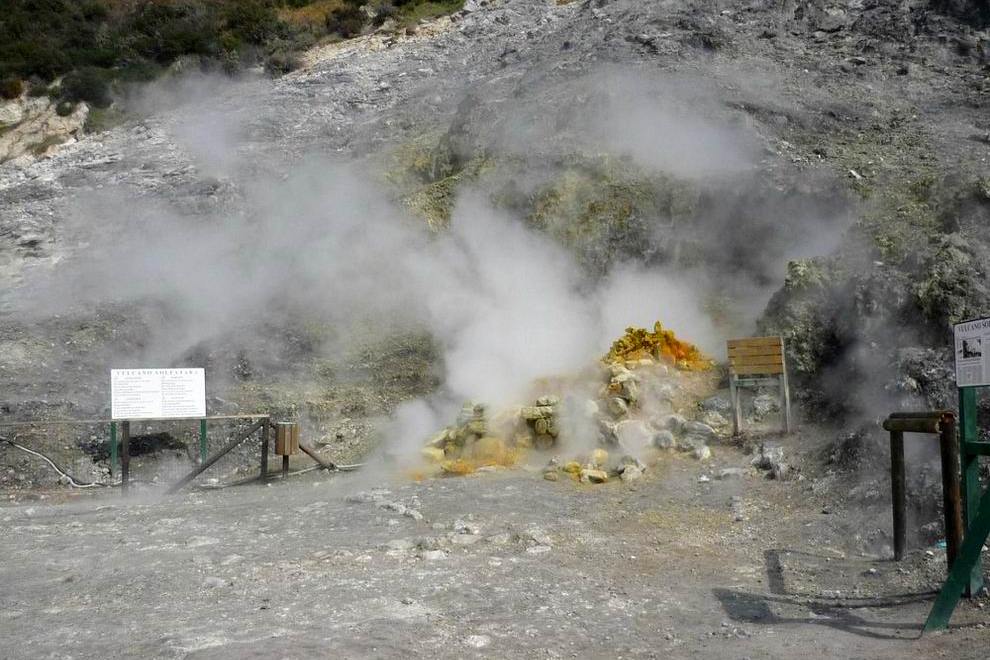 Campi Flegrei vulkán