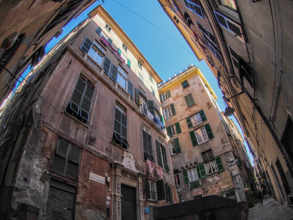 Genova caruggi