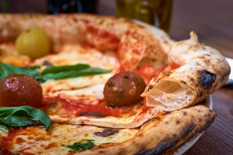 nápolyi pizza
